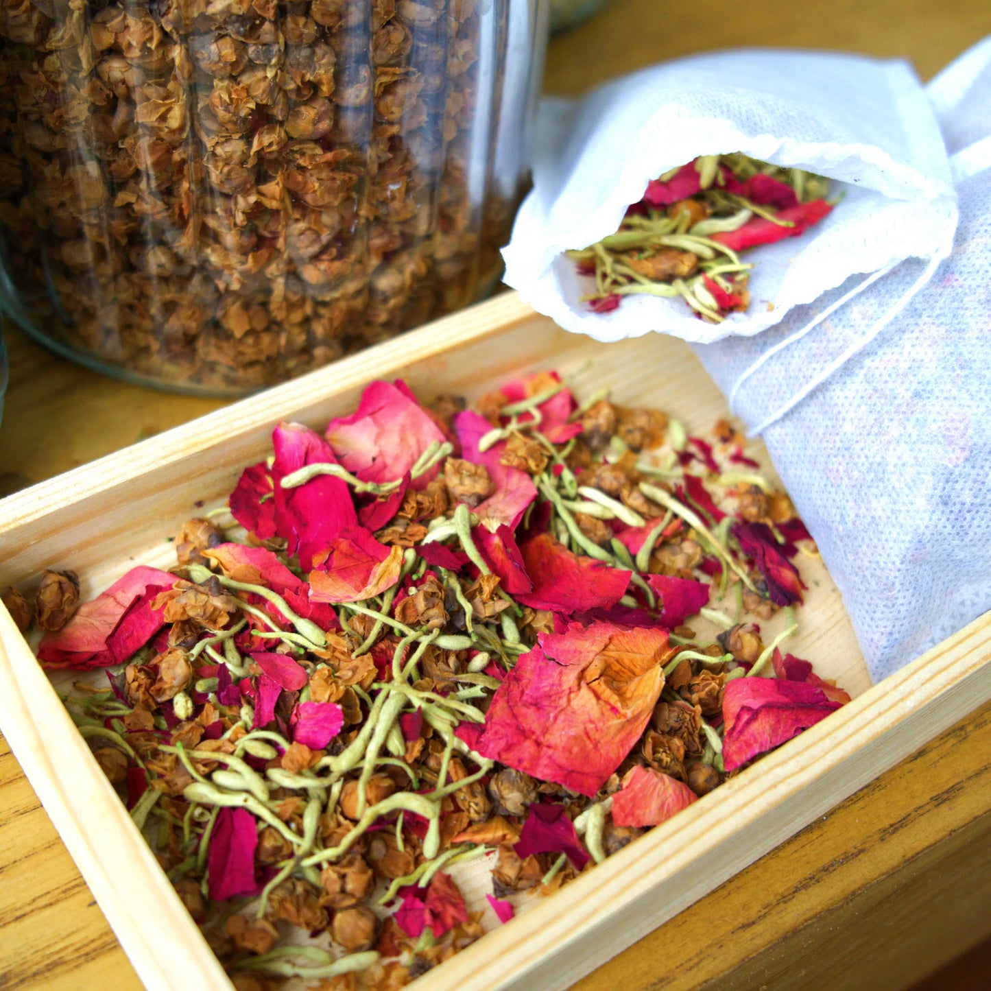 Blissful Bloom Sachet- Dual Use Pouch